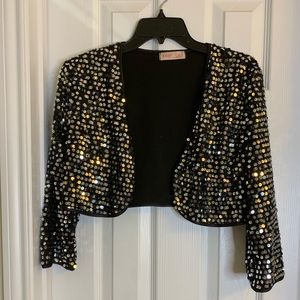 🔥 Holiday hot Sale 🎄Woman Sequin Bolero Top. Size L. Color: Black/ Silver.